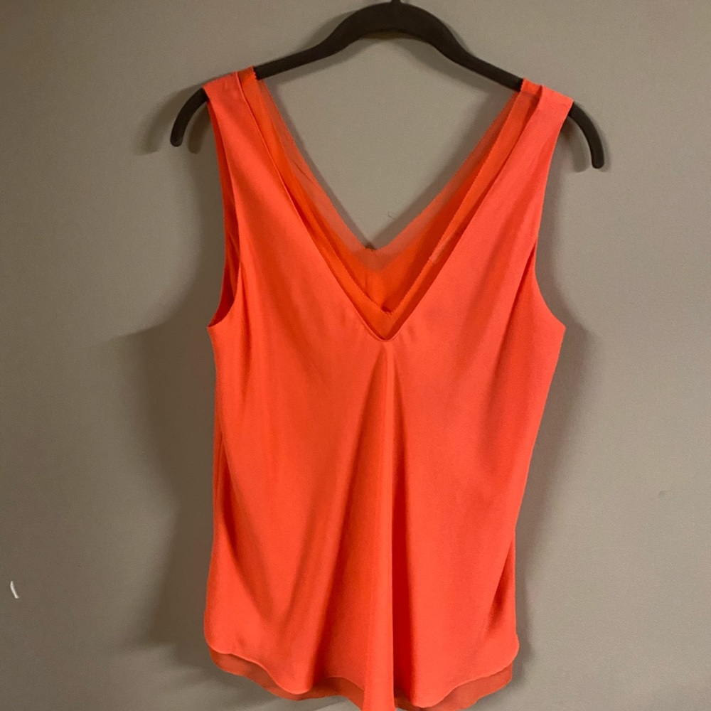 Double sheer layered flowy at bottom tank